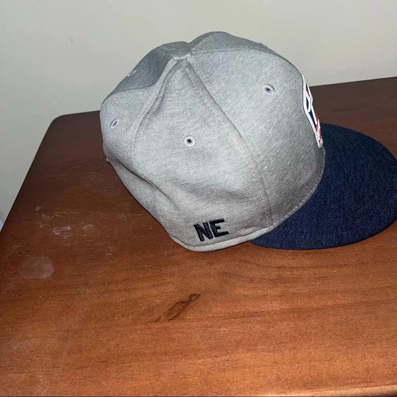 NEW ENGLAND PATRIOT HAT - Picture 2 of 4
